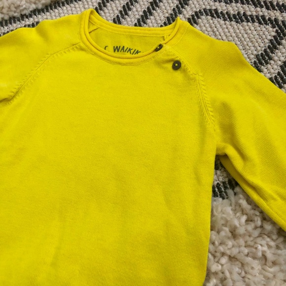 Kids Sweater - Picture 3 of 3